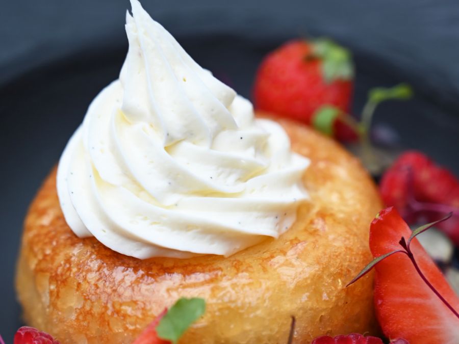 [L’élégance en Bourgogne. Le confort et les saveurs. La tranquillité et le repos à deux pas de la Saône] 