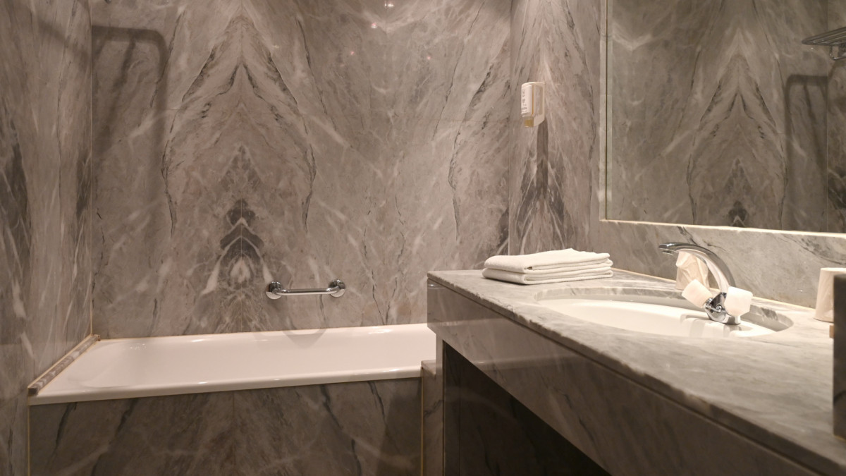 Hotel Le Rempart Chambre traditionnelle familiale Hotel Le Rempart Chambre traditionnelle familiale